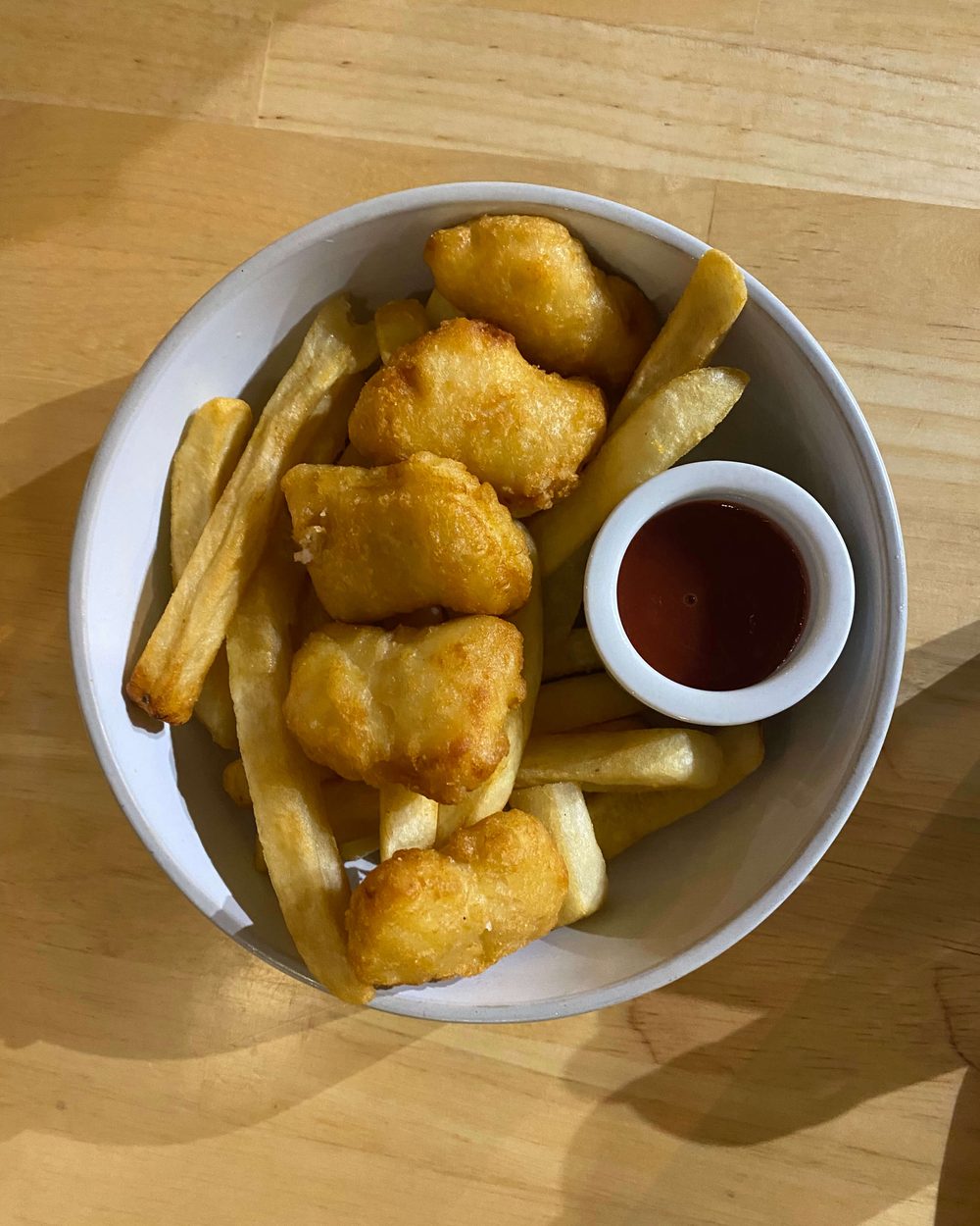 Kids nuggets and chips at Black Drop, Black Rock